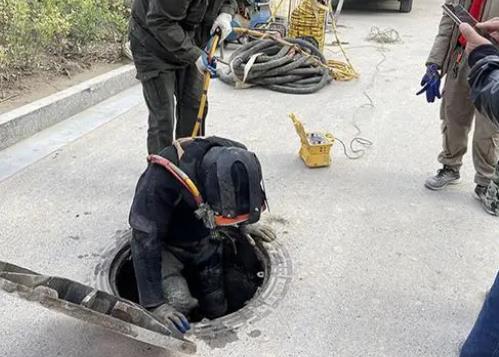 保定满城抽化粪池公司分享管道气囊封堵的原理。