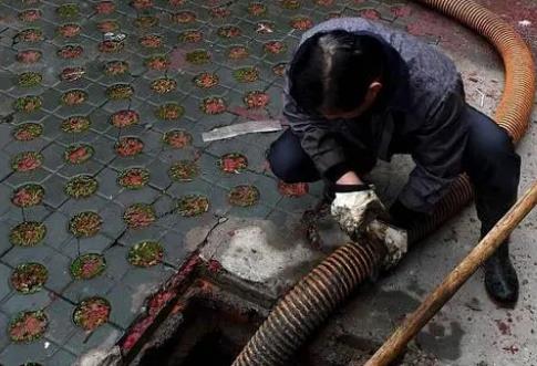 保定满城高压清洗管道公司分享下为什么要高压清洗板换